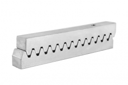 Square evenly distributed straight gear rack